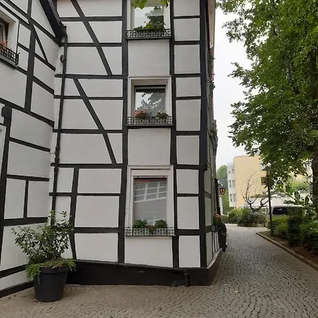 Historisch Uebernachten Brinkerplatz 3 Essen Buitenkant foto